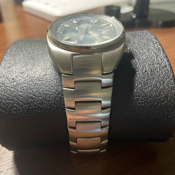 Men’s Fossil Watch *Near Perfect Condition* - Picture 3 of 3